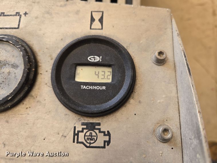 image for item DW8565 2012 Husqvarna Soff Cut X5000 concrete saw