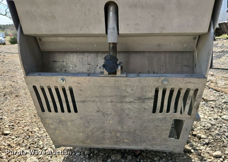 image for item DW8565 2012 Husqvarna Soff Cut X5000 concrete saw