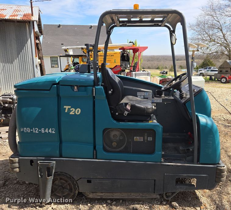 image for item DW8567 Tennant T-20 sweeper