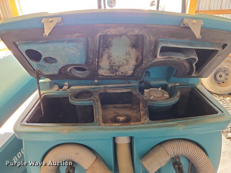 image for item DW8567 Tennant T-20 sweeper