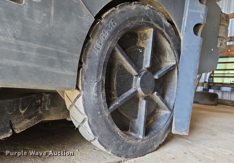 image for item DW8567 Tennant T-20 sweeper