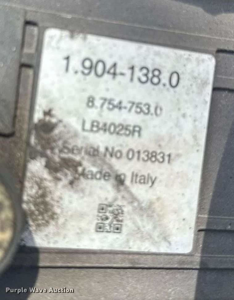 image for item DW8568 Hotsy 795SS-208 pressure washer