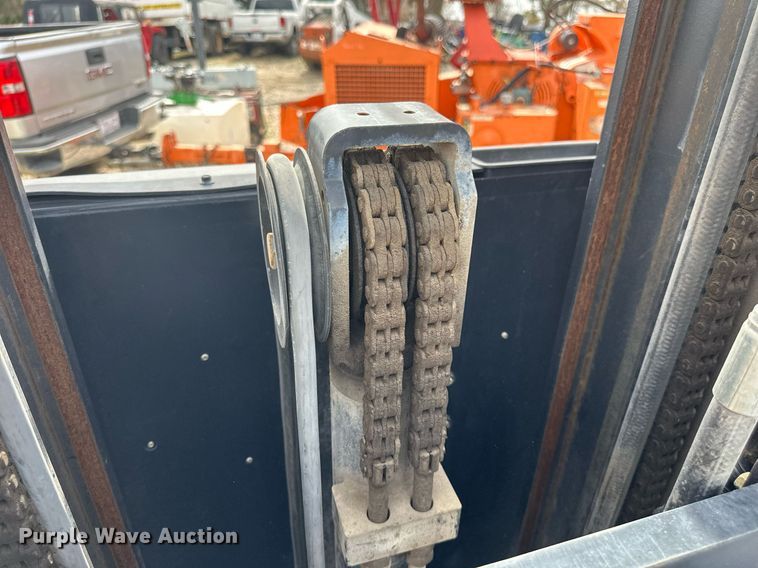 image for item DW8570 Clark OSX15 order picker