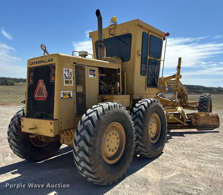 image for item DW8638 1986 Caterpillar 120G motor grader