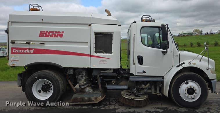 image for item EC0880 2007 Freightliner Business Class M2 street sweeper truck