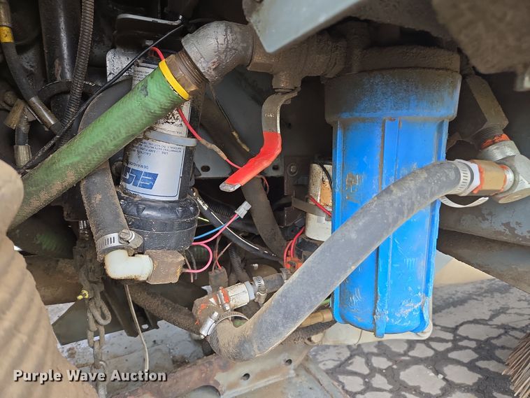 image for item EC0880 2007 Freightliner Business Class M2 street sweeper truck