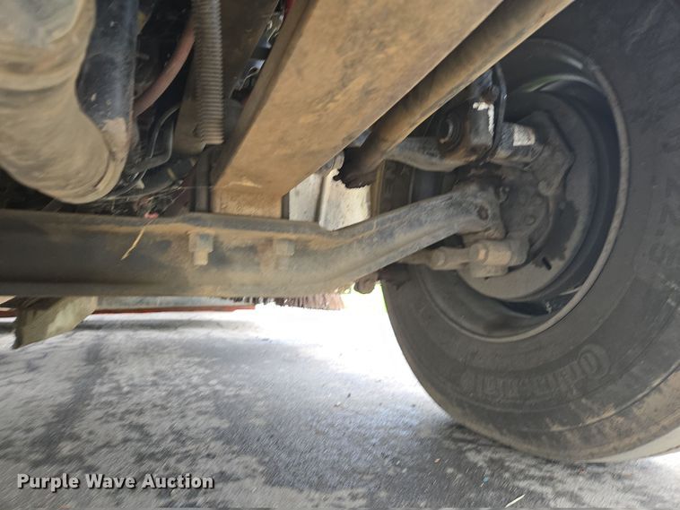 image for item EC0880 2007 Freightliner Business Class M2 street sweeper truck