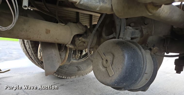 image for item EC0880 2007 Freightliner Business Class M2 street sweeper truck