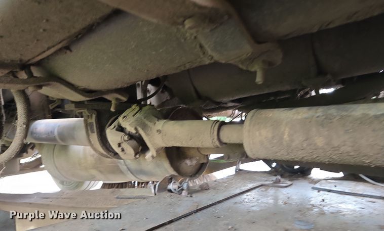 image for item EC0880 2007 Freightliner Business Class M2 street sweeper truck