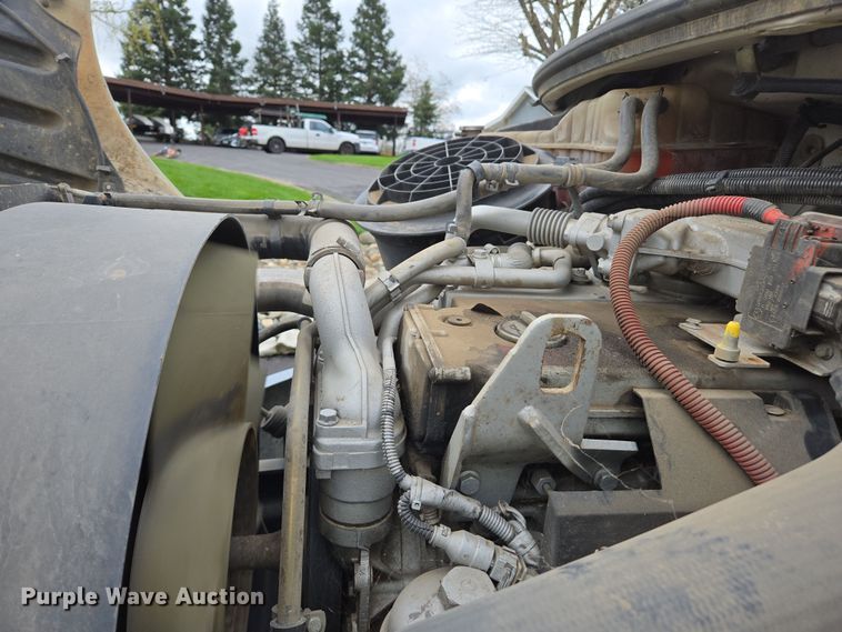 image for item EC0880 2007 Freightliner Business Class M2 street sweeper truck