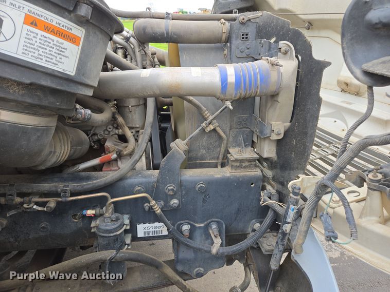 image for item EC0880 2007 Freightliner Business Class M2 street sweeper truck