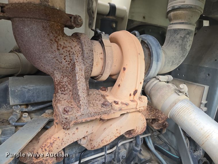 image for item EC0880 2007 Freightliner Business Class M2 street sweeper truck