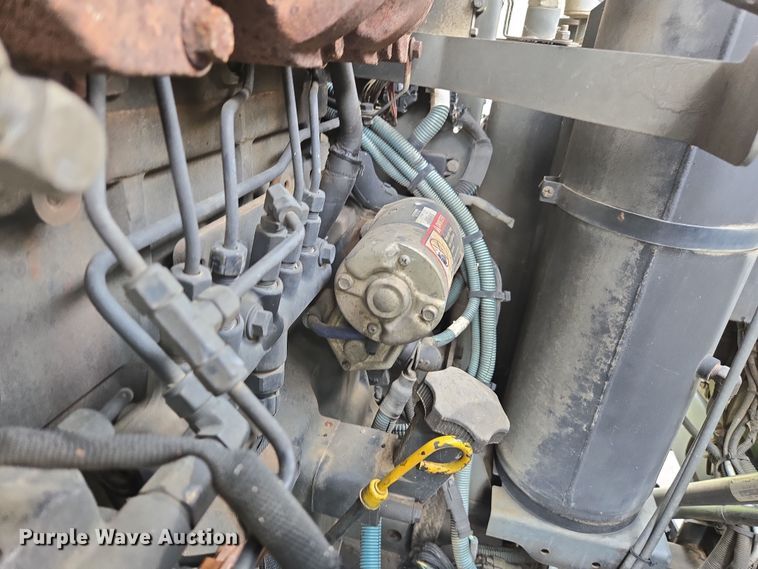 image for item EC0880 2007 Freightliner Business Class M2 street sweeper truck