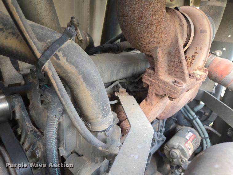 image for item EC0880 2007 Freightliner Business Class M2 street sweeper truck