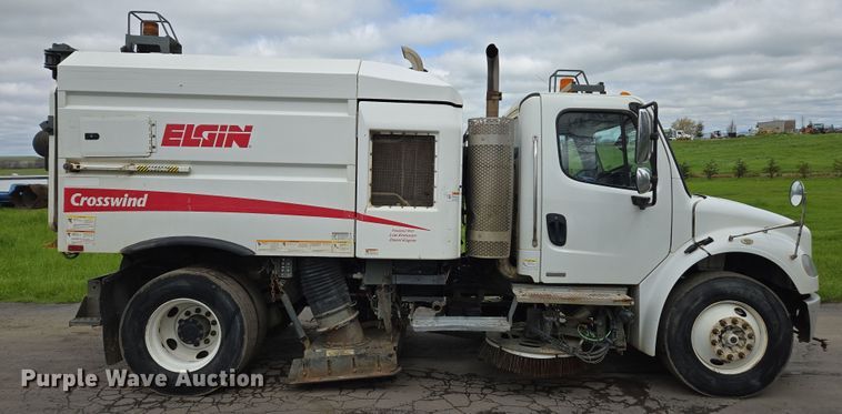 image for item EC0881 2011 Freightliner Business Class M2 street sweeper truck