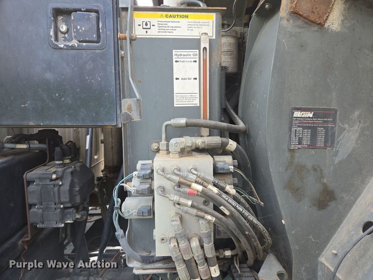 image for item EC0881 2011 Freightliner Business Class M2 street sweeper truck