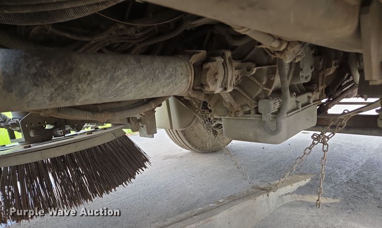 image for item EC0881 2011 Freightliner Business Class M2 street sweeper truck