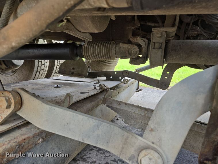 image for item EC0881 2011 Freightliner Business Class M2 street sweeper truck