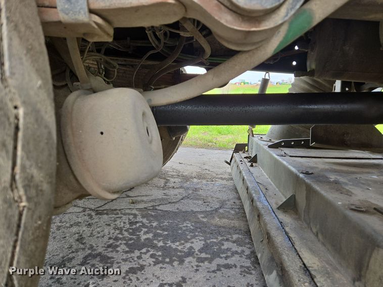 image for item EC0881 2011 Freightliner Business Class M2 street sweeper truck