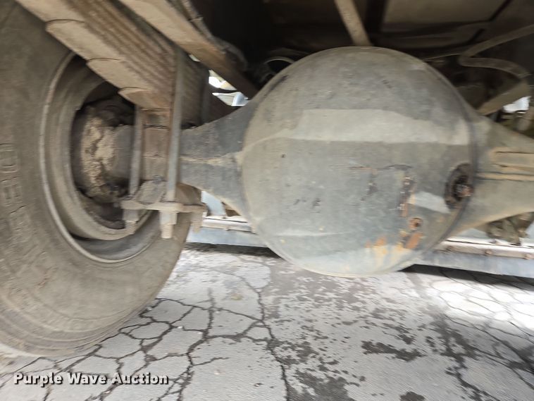 image for item EC0881 2011 Freightliner Business Class M2 street sweeper truck