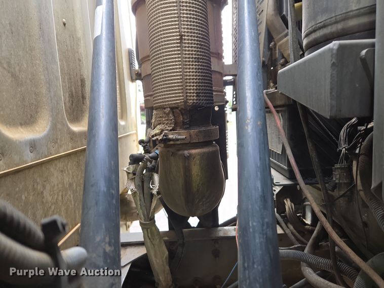 image for item EC0881 2011 Freightliner Business Class M2 street sweeper truck