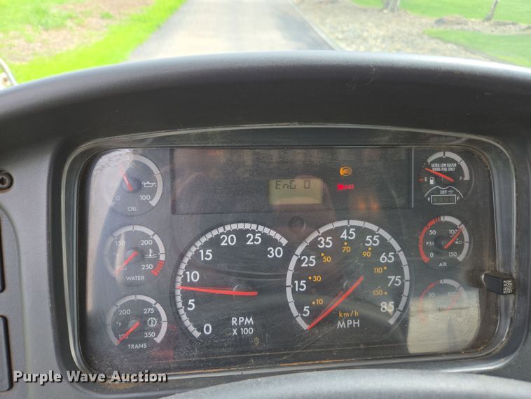 image for item EC0881 2011 Freightliner Business Class M2 street sweeper truck