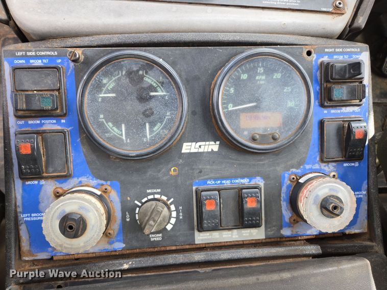 image for item EC0881 2011 Freightliner Business Class M2 street sweeper truck