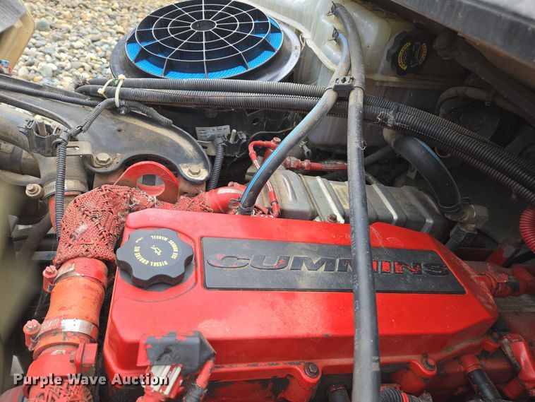 image for item EC0881 2011 Freightliner Business Class M2 street sweeper truck