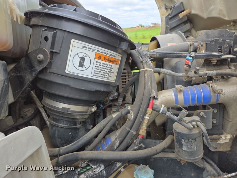 image for item EC0881 2011 Freightliner Business Class M2 street sweeper truck