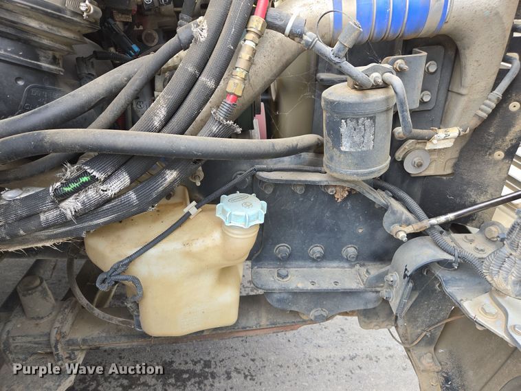 image for item EC0881 2011 Freightliner Business Class M2 street sweeper truck