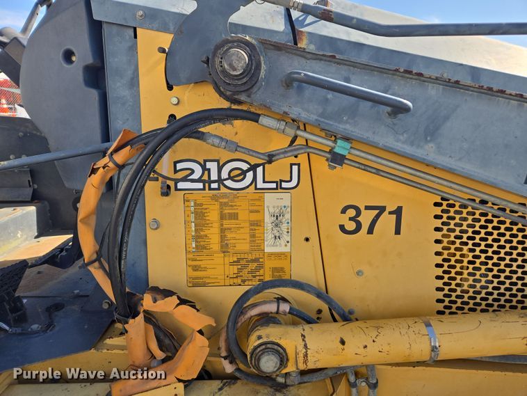 image for item EC0882 2010 John Deere 210LJ landscape tractor