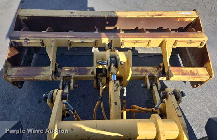 image for item EC0882 2010 John Deere 210LJ landscape tractor