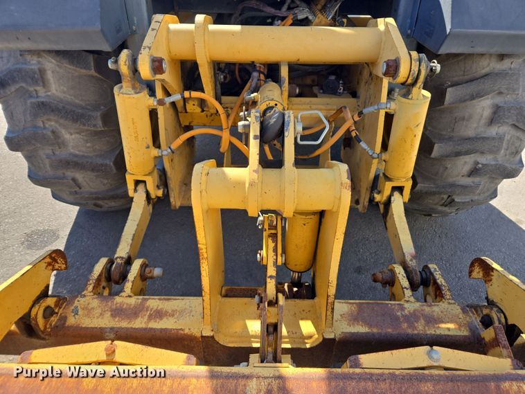 image for item EC0882 2010 John Deere 210LJ landscape tractor