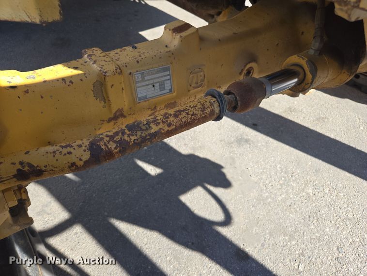 image for item EC0882 2010 John Deere 210LJ landscape tractor