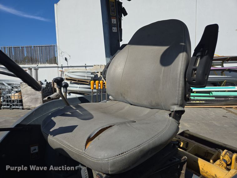 image for item EC0882 2010 John Deere 210LJ landscape tractor