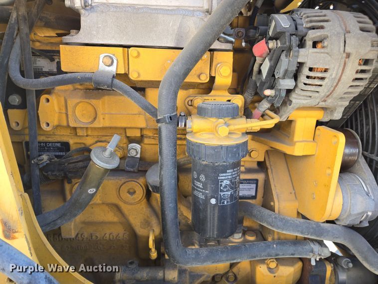 image for item EC0882 2010 John Deere 210LJ landscape tractor