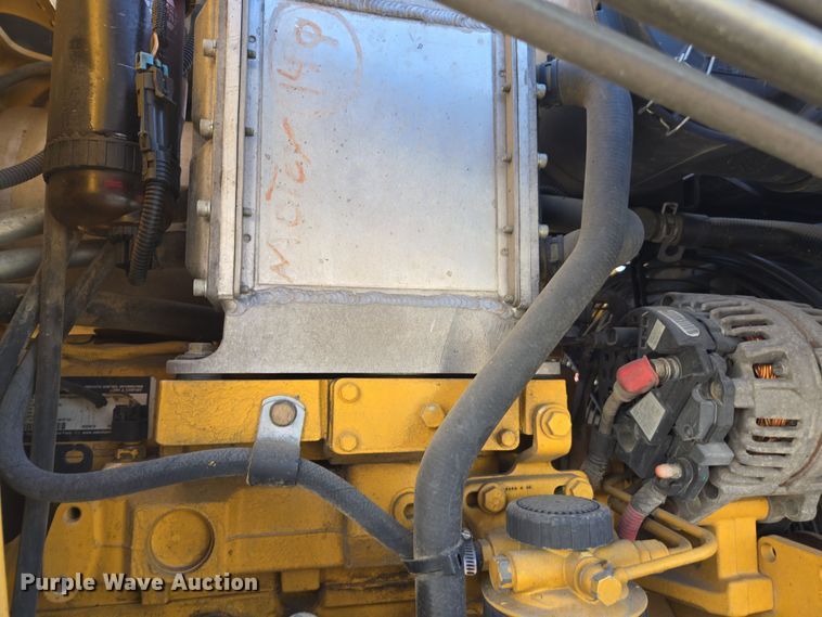 image for item EC0882 2010 John Deere 210LJ landscape tractor