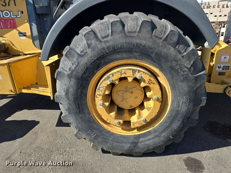 image for item EC0882 2010 John Deere 210LJ landscape tractor