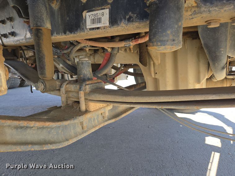 image for item EC0883 2007 Freightliner Business Class M2 water truck