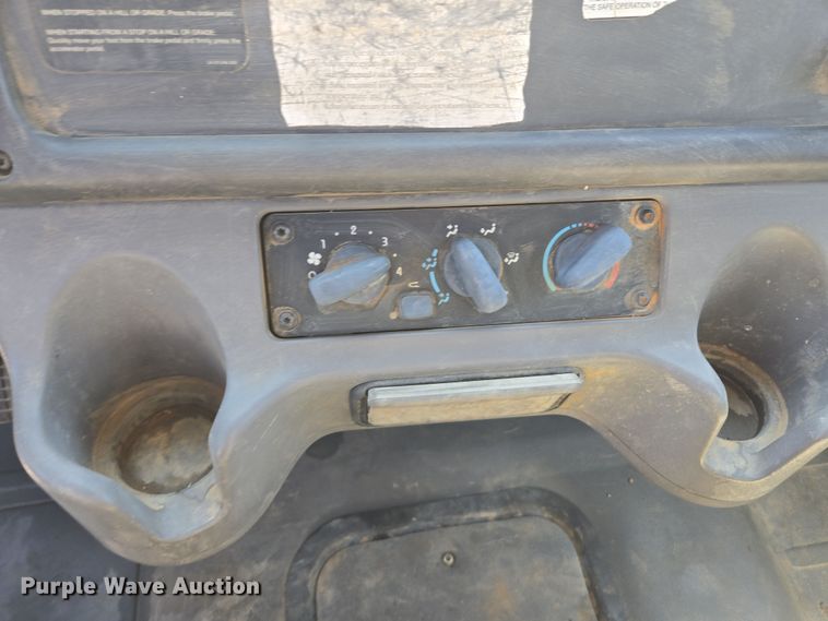 image for item EC0883 2007 Freightliner Business Class M2 water truck