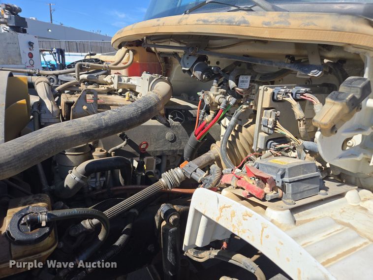 image for item EC0883 2007 Freightliner Business Class M2 water truck