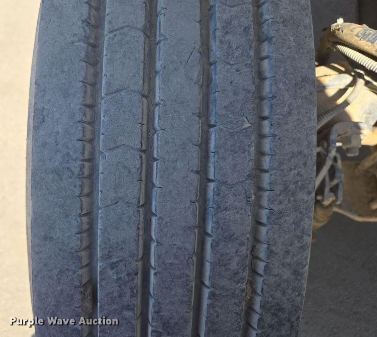 image for item EC0883 2007 Freightliner Business Class M2 water truck