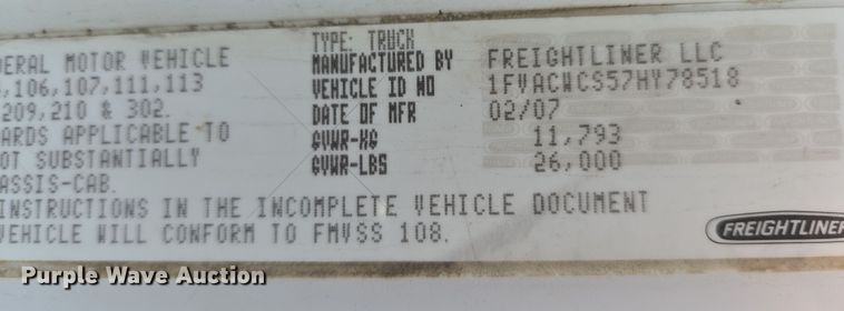 image for item EC0883 2007 Freightliner Business Class M2 water truck