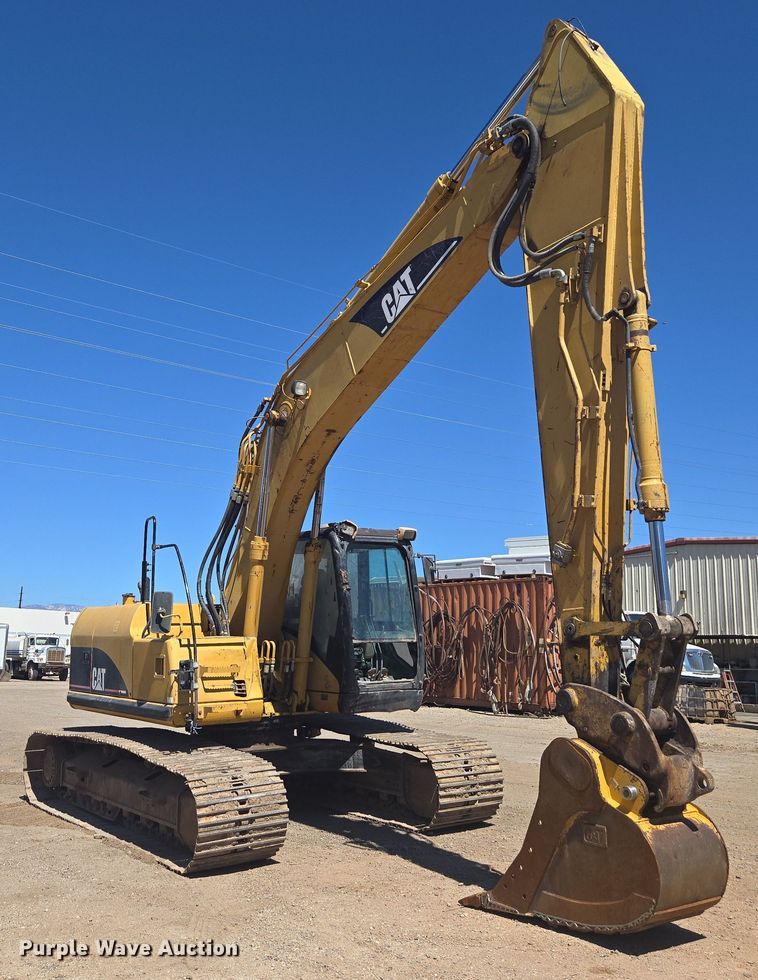 image for item EC0884 2006 Caterpillar 320C excavator