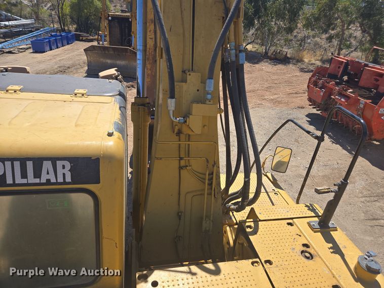 image for item EC0884 2006 Caterpillar 320C excavator