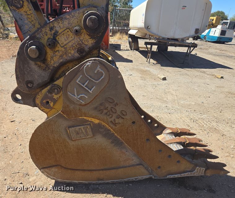 image for item EC0884 2006 Caterpillar 320C excavator