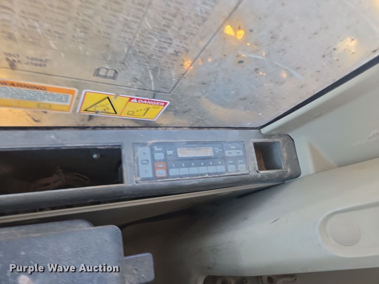 image for item EC0884 2006 Caterpillar 320C excavator