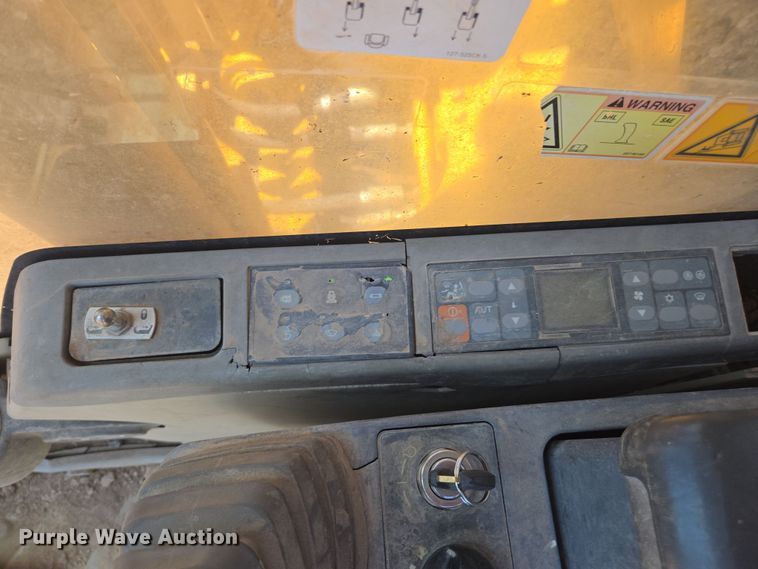 image for item EC0884 2006 Caterpillar 320C excavator