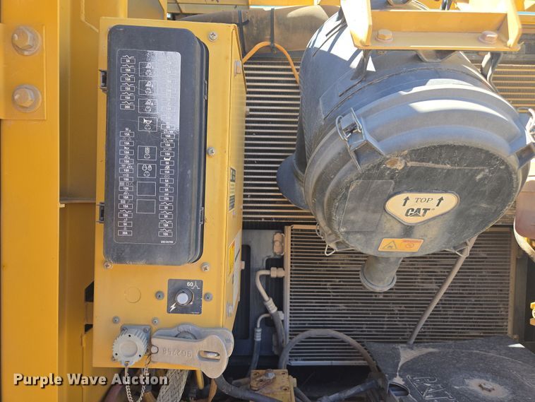 image for item EC0884 2006 Caterpillar 320C excavator