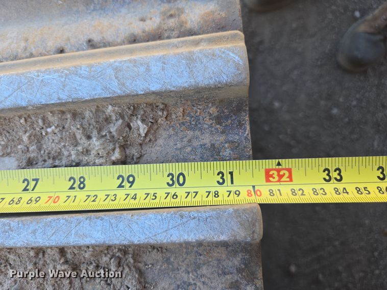 image for item EC0884 2006 Caterpillar 320C excavator